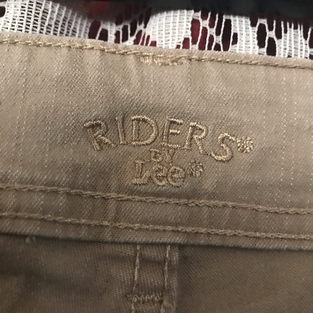 Pants - Picture 4 of 7